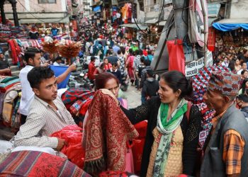 तीन महिनामा ५७ करोड रुपैयाँ बढीका तयारी कपडा आयात : उपभोक्ताको रोजाईमा चिनियाँ कपडा