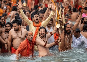 हरिद्वारको कुम्भमेलामा सहभागी एक हजारभन्दा बढी भक्तजनमा कोरोना संक्रमण