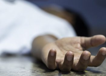 सप्तरीमा बाढीले बगाएको बालक भारतको बलान खोला छेउमा मृत फेला
