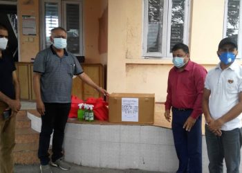 मेचीनगरलाई झापाली समाज दक्षिण कोरियाद्वारा स्वास्थ्य सामाग्री प्रदान