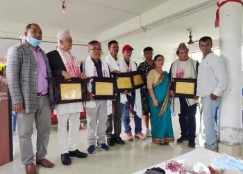 एकै मञ्चमा दुईवटा कार्यक्रम सम्पन्न