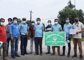 नवप्रभात सहकारीद्वारा सर्वसाधारणलाई मास्क वितरण