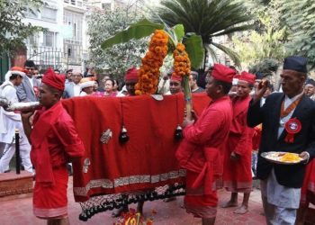 आज फूलपाती पर्व मनाइदैं