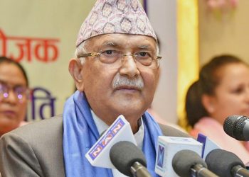 चुनाव सार्ने चेष्टा नगर्न प्रधानमन्त्रीलाई ओलीको चेतावनी
