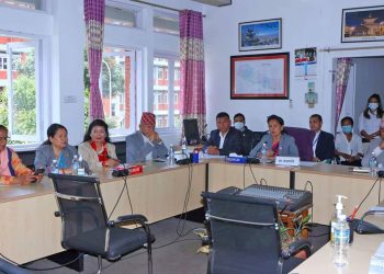 प्रधानमन्त्रीलाई अनुपस्थित हुनुको कारण सोध्ने अन्तर्राष्ट्रिय सम्बन्ध समितिको निर्णय
