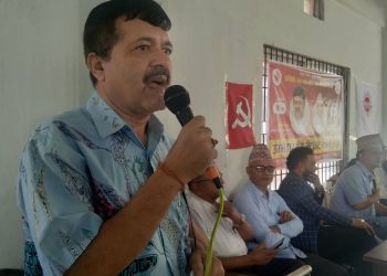 बहुमतको सरकार हुदाँ कवाडीको मोलमा बेचेको देशका ठूला कलकारखानाहरुको हिसाव किताव खोई ?-अग्निप्रसाद खरेल