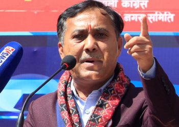 प्रचण्डलाई विश्वप्रकाशले भने- ‘सत्ताका लागि अर्को गठबन्धन खोज्‍न बन्द गर्नुस्’