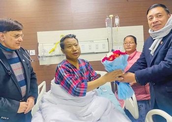 वर्षमान पुनको कलेजो प्रत्यारोपण गरिँदै