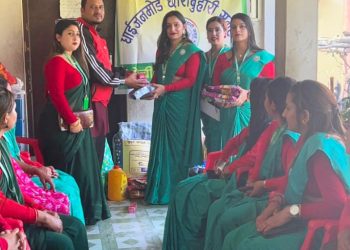 धाइजन छोरी बुहारी समूहको देउसी भैलोमा सङ्कित रकम सामाजिक कार्यमा