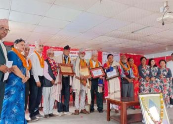 खनाल र लम्जेललाई तेराख महाकवि देवकोटा साहित्य पुरस्कार, अधिकारीलाई उत्कृष्ट कृषक र न्यौपानेलाई पद्मादेवी उत्कृष्ट छात्रा पुरस्कार प्रदान