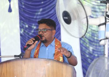 केवल मोवाईल (Mobile)थिएन !- -डम्बर रुचाल
