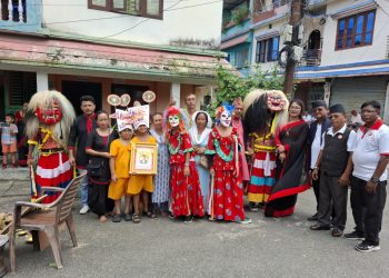 निकाले मेचीनगरका नेवार समुदायले गाईजात्रा