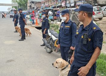 सीमा क्षेत्रमा प्रहरीको उच्च सतर्कता, तालिम प्राप्त कुकुरसहित प्रहरी तैनाथ