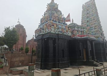 नाम्चीमा पर्यटकको चहल पहलःनेपाली दर्शनार्थीहरुको आर्कषणको केन्द्र बन्दै चारधाम