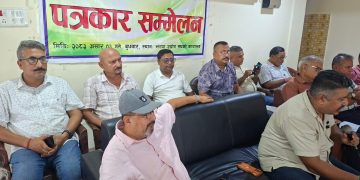 भोलीदेखि झापाका चिया उद्योग र बगानहरु बन्द