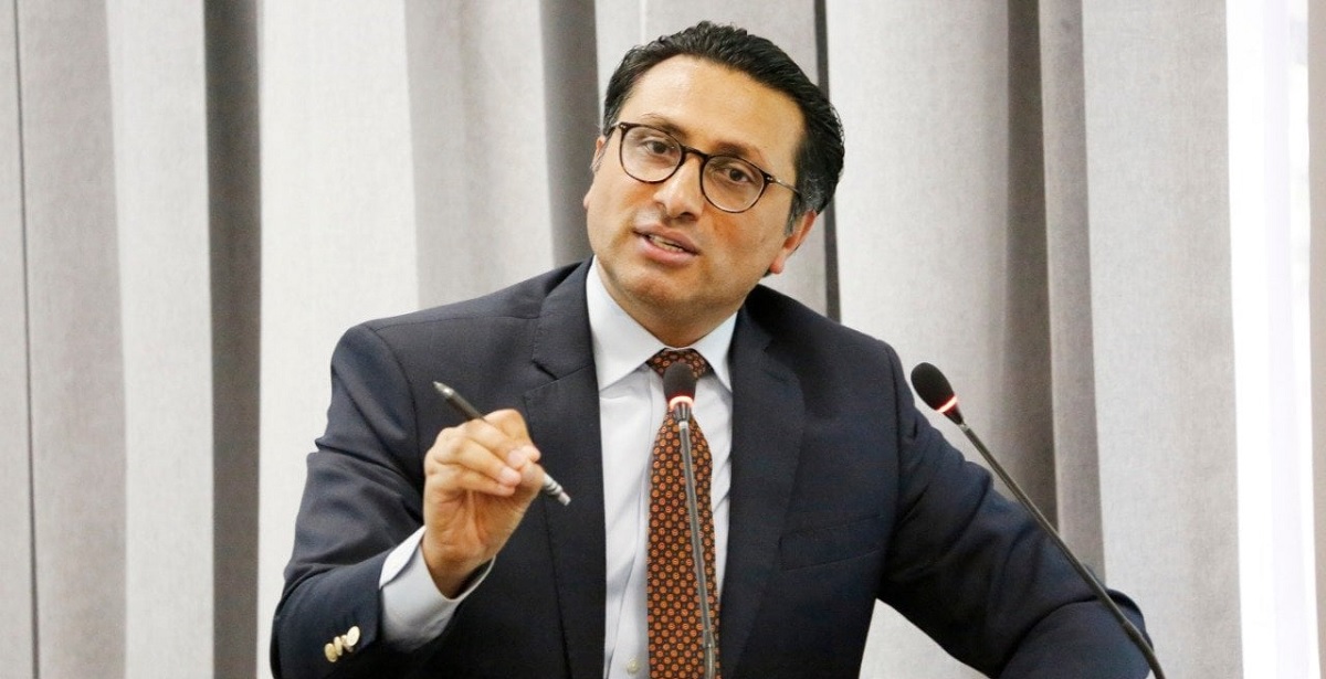 ह्वाट्सएपजस्तै सरकारी म्यासेजिङ एप बन्दै: विदेशी सर्भरमा डाटा जाँदैन, अर्बौँ रुपैयाँ बचत गर्ने अर्थमन्त्री वाग्लेको दाबी
