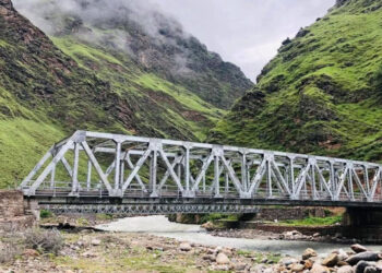 हुम्लाको खार्पुस्थित दोजाम कर्णाली नदीमा निर्माण सम्पन्न भएको स्टिल ट्रष्ट मोटरेवल पुल