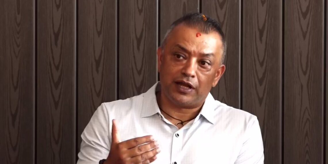 मन्तव्य व्यक्त गर्दै सभापति थापा