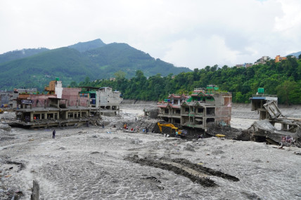 नेपाललाई चाहिएको ७ खर्ब रूपैयाँ, जलवायु कोषले छुट्टयायो ३ अर्ब, तैपनि किन ऐतिहासिक?
