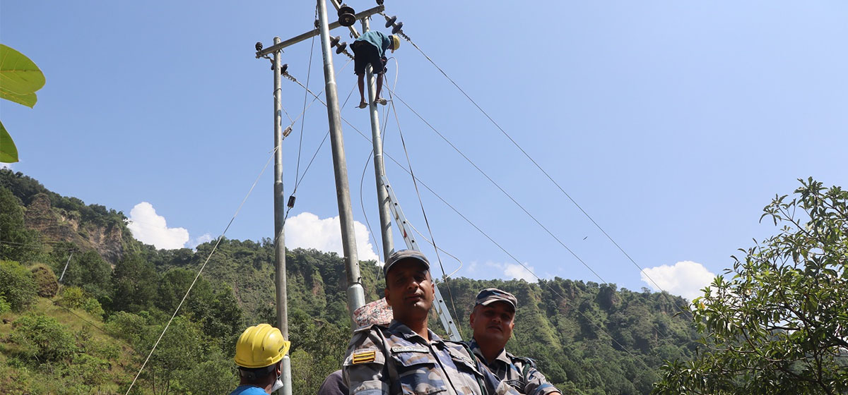 म्याग्दीमा विद्युत आपूर्ति सुचारु भएपछि झिलिमिलि बनेको ग्रामीण बस्ती