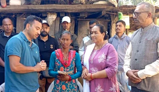 प्रधान सेनापतिद्वारा शिलालेख अनावरण