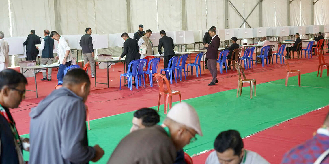 ७ बजेसम्म पनि सकिएन कांग्रेस महाधिवेशनको मतदान, लाइनमा रहेका सबैले भोट हाल्न पाउने