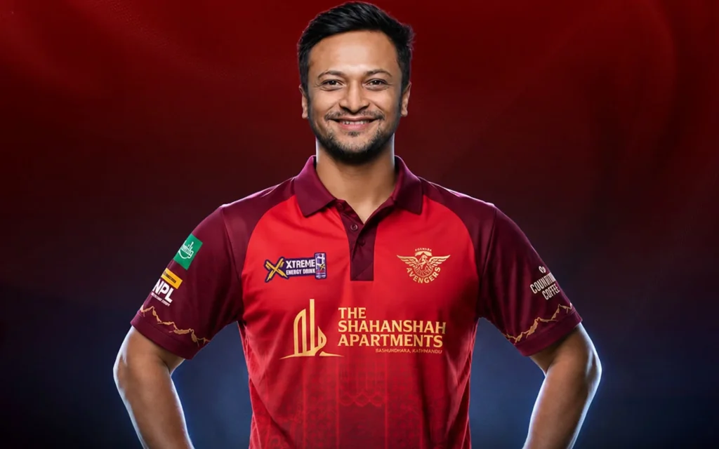 त्रिवि क्रिकेट मैदानमा अभ्यास गर्दै एनपीएलका खेलाडीहरू