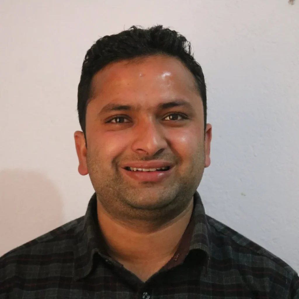 नेपाली कांग्रेसका केन्द्रीय सदस्य सुशील भट्ट